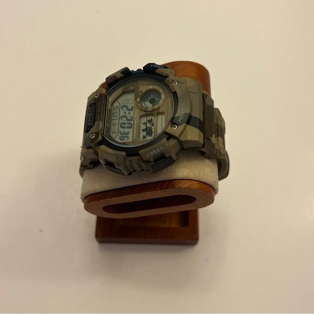 Digital‎ Watch, military, camo